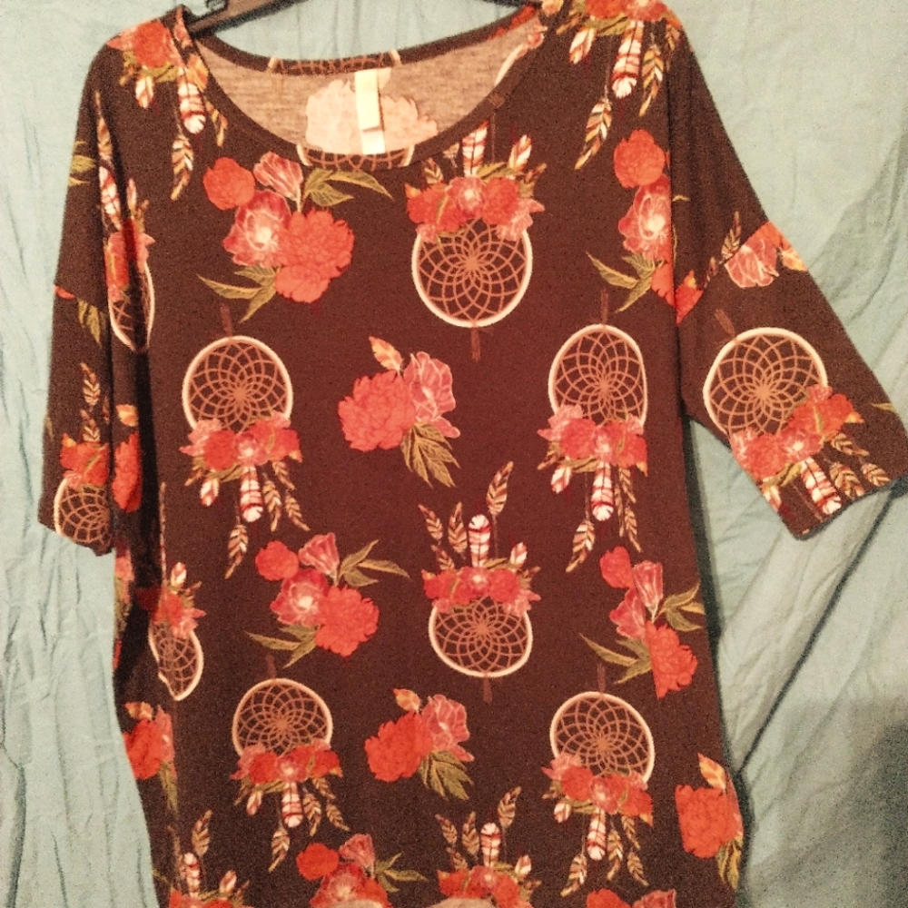 LuLaRoe Dreamcatcher Top